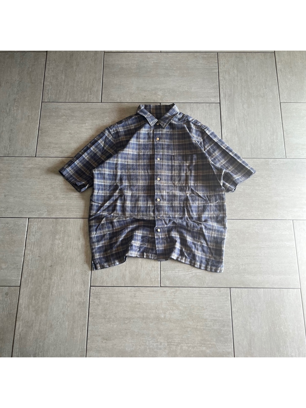 Eddie Bauer Men's Short Sleeve Plaid Button-Up Shirt Large
